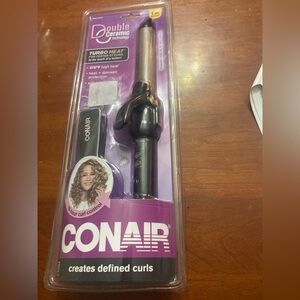 Conair curling iron.Turbo Heat.1 inch barrel. 18 hour curl control. Brand new